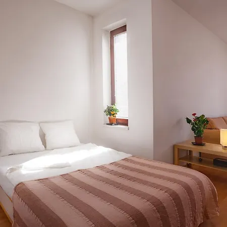 Downtown Apartments Kozatska Prag Exterior foto
