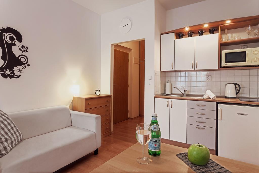 Downtown Apartments Kozatska Apartment *