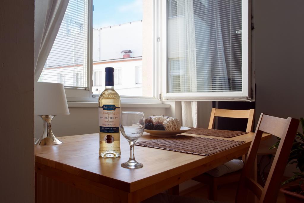 Apartment Downtown Apartments Kozatska Prague